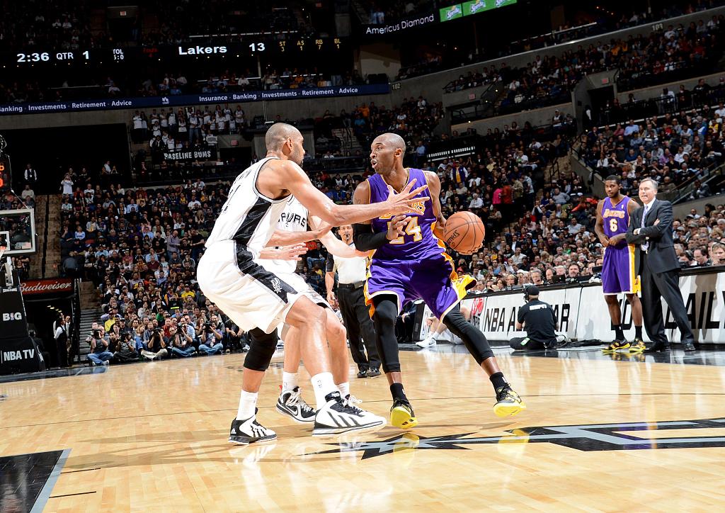 NBA传奇评史上最强五虎 詹皇库里携手科比鲨佛登顶